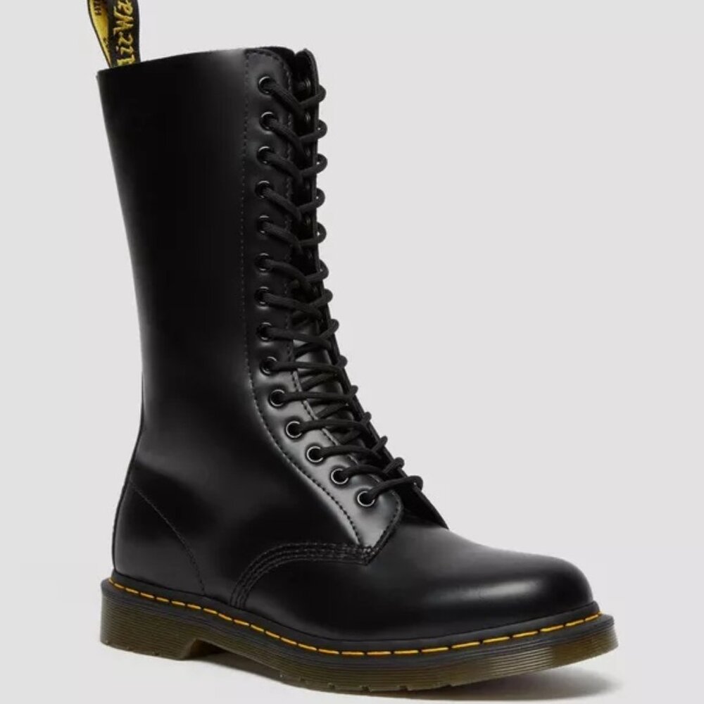 Dr. Martens 1914 Smooth Leather Boots